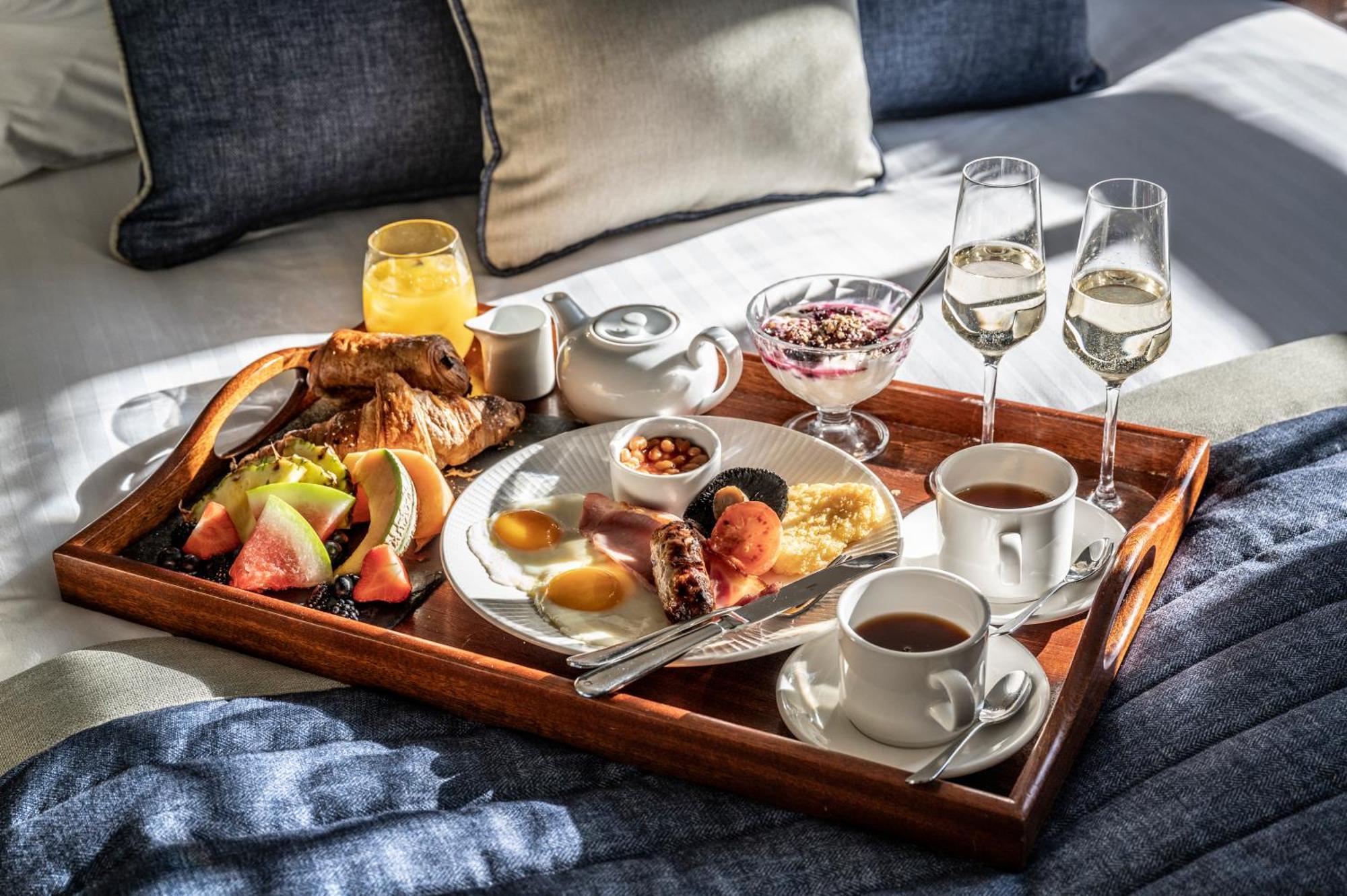Audleys Wood Hotel, Basingstoke Luaran gambar